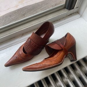 Dries Van Noten size 38 8 brown leather archive vintage kitten heels